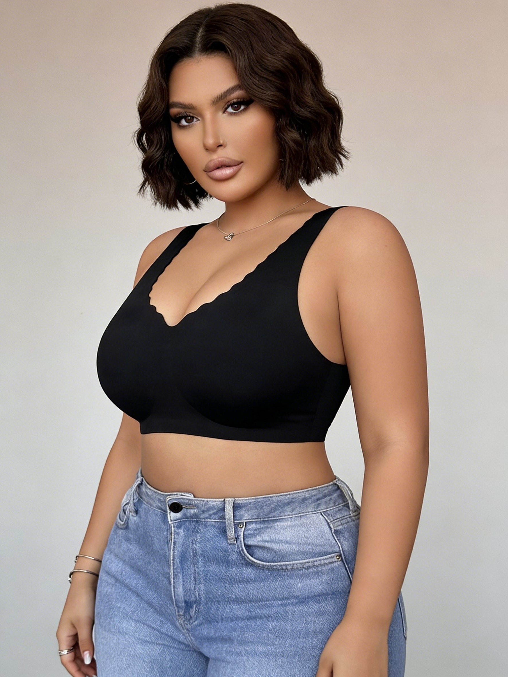 Plus Size Wireless Scalloped Edge Bra, Black Seamless Comfort Bra for Curvy Women, Everyday Wear Wireless Lingerie